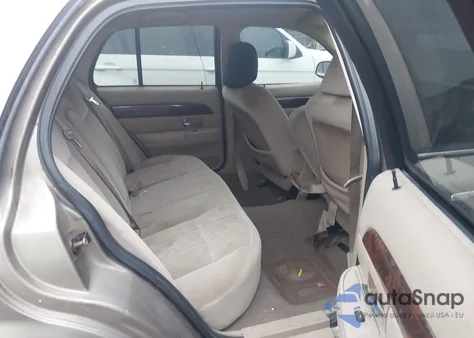 2005 Mercury Grand Marquis Gs z USA, uszkodzony, nr VIN 2MEFM74W35X652821